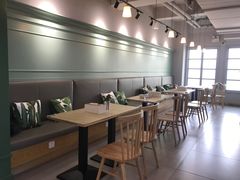 -F+轻食健身赋能空间(中华北路国贸商场店)