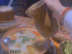 -阿婆情腊排骨火锅(金虹路店)