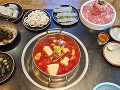 -闻小豆贵州自助火锅(万象城店)