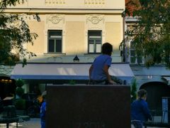 -耶拉契奇总督广场