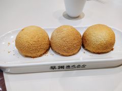 酥皮山楂叉烧包-蔡澜点心·粤菜(月星环球港店)