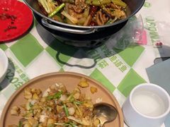 -渔语鱼酸菜鱼新川菜(来福士店)