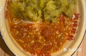 Tomato and Minced Pork Noodles