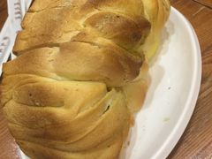 面包-清真益鑫羊肉手抓馆(南大街店)