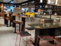 大堂-麦当劳(龙阳路店)