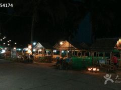 -Thiw Soen Seafood Restaurant