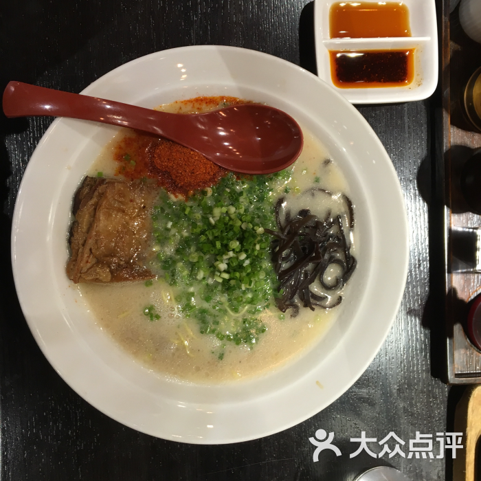 ラーメン凪 納吉拉麵(k11購物藝術中心店)的點評