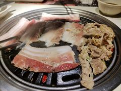 厚切猪五花肉-猫爪爪原切自助烤肉(观音桥阳光世纪店)