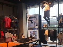 -adidas(印象城购物中心店)