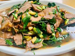 牛腱子炒大蒜-老太婆饭店(新富路店)