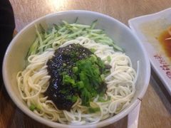 老北京炸酱面-薛阿婆(北美新天地中心店)