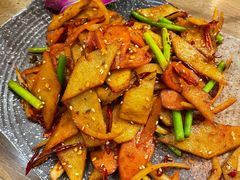 鱼饼香肠-冰川冷面·延边菜·炭烤串(观前店)