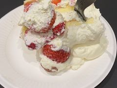 -花花卷卷·鲜食蛋糕(静安久光百货店)