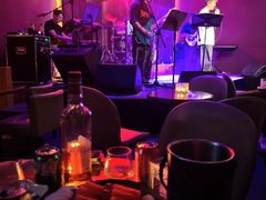 -TZ House音乐现场(来福士中心店)