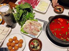 -贵府酸汤牛肉火锅·贵州老字号(飞山街店)