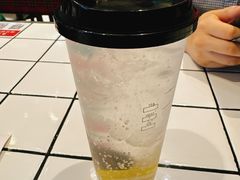 -肥汁米蘭香港米线(长宁来福士店)