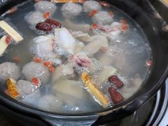 -濠轩阁特色生蚝火锅(水湾路店)