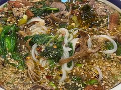 -云阿蛮云南生烫牛肉米线(奉贤路店)