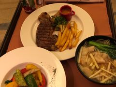 -广州花都皇冠假日酒店