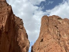 -天山神秘大峡谷