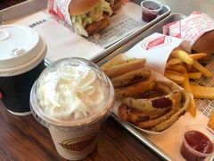 -FATBURGER 特富客汉堡(外交公寓店)