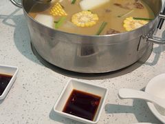 -肥仔文澳门猪骨煲(南京西路店)