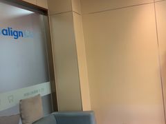 -上海仁爱医院口腔科 · 种植