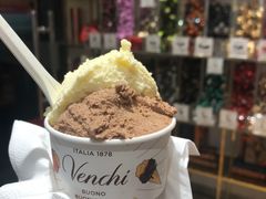 -VENCHI 闻绮(上海佛罗伦萨小镇店)