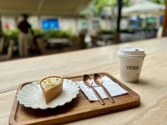 -VERIE BAKEHOUSE