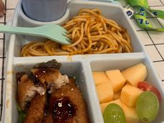 -汽车博物馆主题餐厅