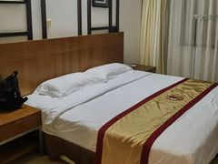 -三亚凤凰机场海航快捷酒店