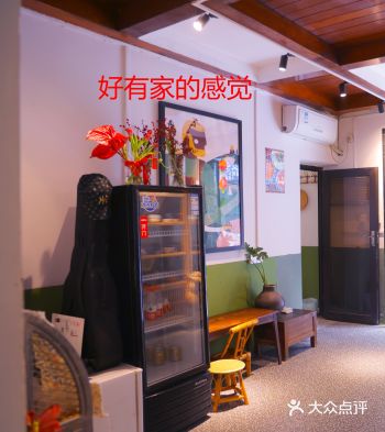 小时候，最喜欢吃豆腐脑，觉得那么嫩滑，很神奇