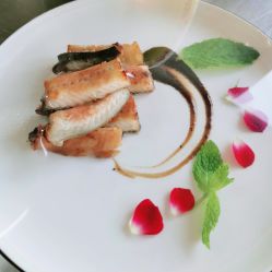 -爱陪伴尊享月子中心(国际店)