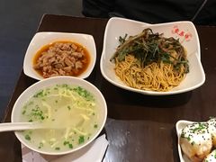 -东泰祥生煎馆(陕西南路店)