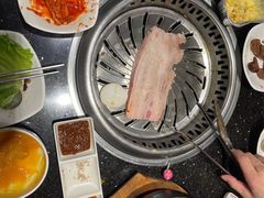 -木槿花韩式炭烤·熟成肉工坊(孙文东路店)
