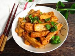 葱烧豆腐-鲁南仔·滕州炒鸡(经三路店)