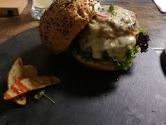 -HIGH FIVE哈福手工汉堡(桂林路店)