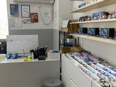 -天空之镜眼镜店蔡司依视路授权店(天通苑店)