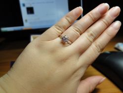 我的手太肉了 ~-威德钻石-克拉钻大本营(南京东路店)