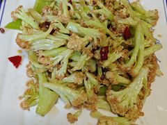 -宾朋海鲜饭庄(兴海路店)