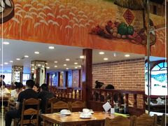大堂-东北人家铁锅炖(鞍山路店)