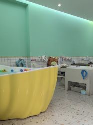 -Pony Baby宝尼婴幼儿游泳SPA馆