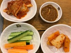 小菜-喇喇排骨火锅·传统韩式脊骨汤(望京西园总店)
