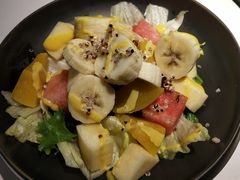 藜麦鲜果色拉-赤坂亭M9和牛烧肉·日料398放题(万达店)