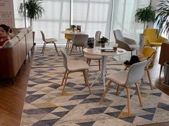 -宁波宝信宝马4S店(江北日湖店)