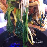 六毛钱的串串可劲儿造