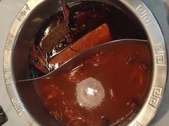 -憨铁匠老火锅(龙岗万科里店)