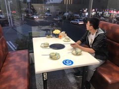-鑫悦楼煎蟹·16年海鲜大排档