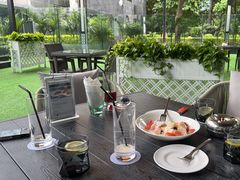 -深圳温德姆至尊酒店·大堂吧·户外花园