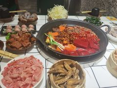 -扎起市井老火锅(乐山总店)